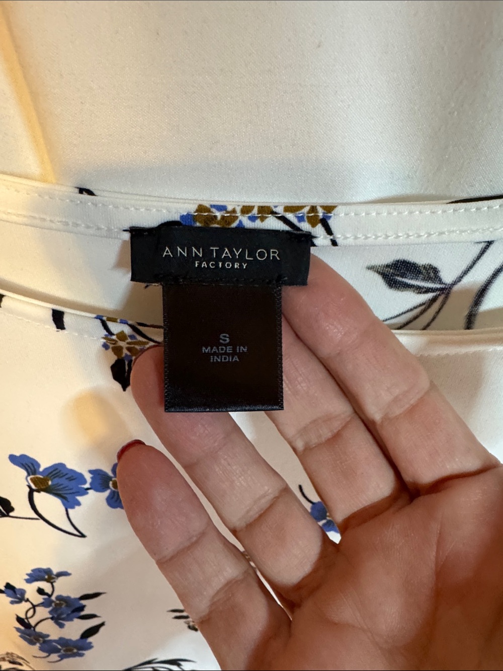 Ann Taylor White Blouse with Blue Floral Print - Picture 2 of 4